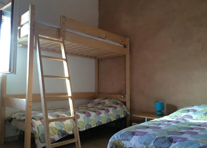 Nyaraló Lestival, Le *